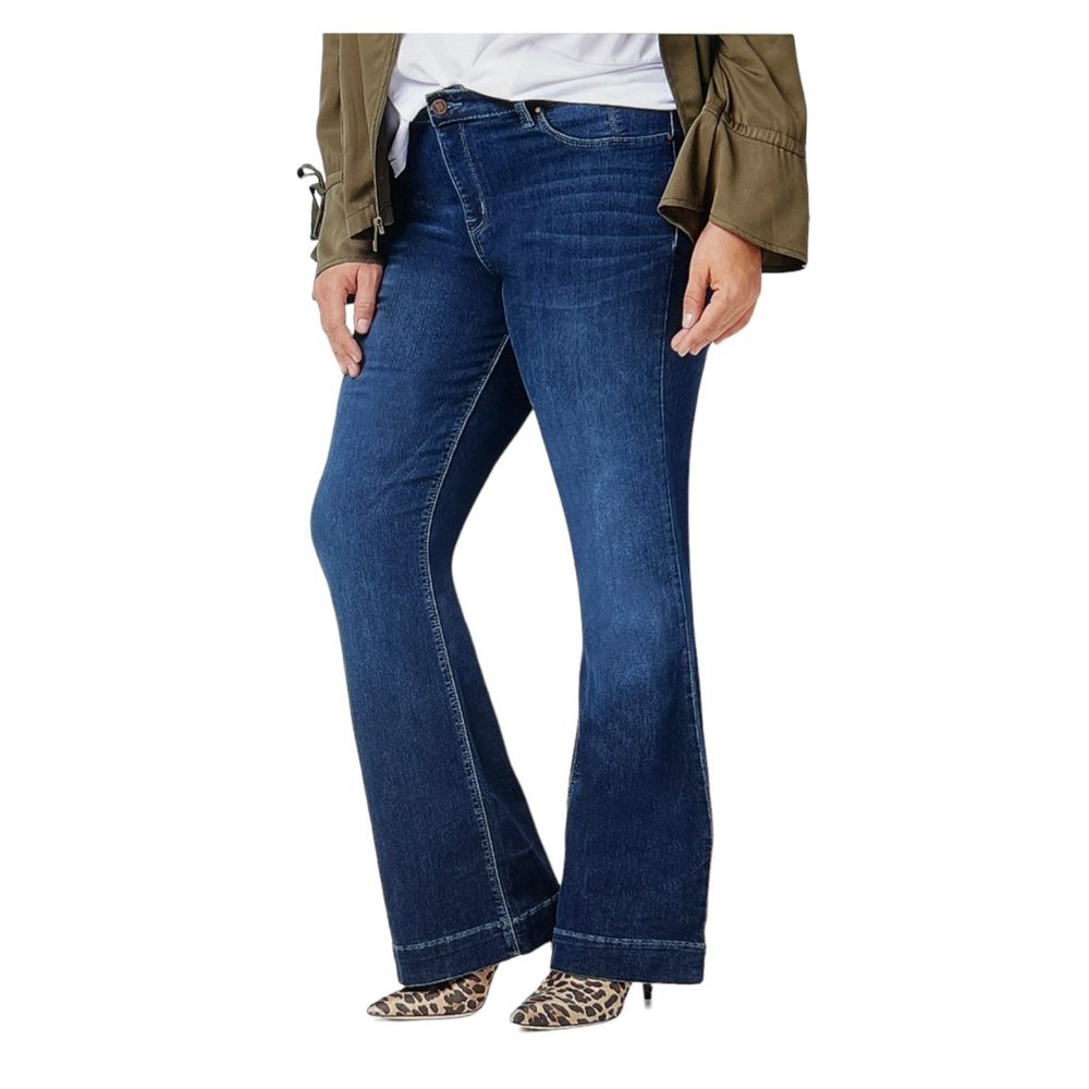 Laurie Felt Petite Silky Denim Flare Pull-On Jeans MP Dark Indigo Blue Jeans